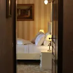 Carolus-luxurious Istrian