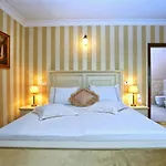 Carolus-luxurious Istrian Villa *