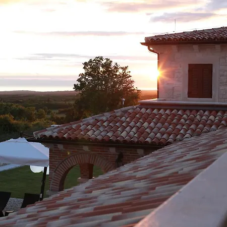Carolus-luxurious Istrian * Barat (Porec)