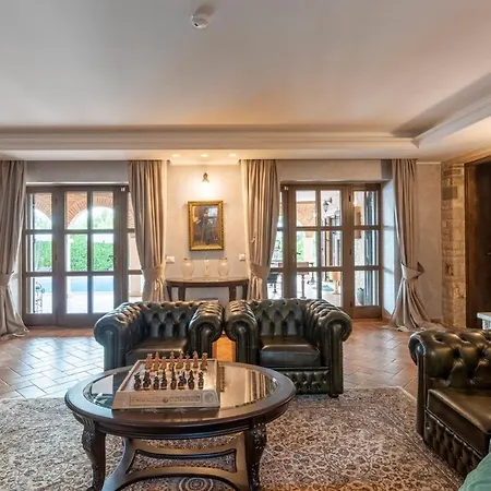 Carolus-luxurious Istrian Villa *