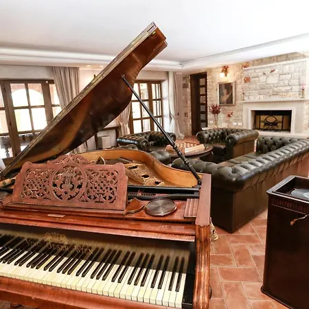 Carolus-luxurious Istrian Villa Barat (Porec)