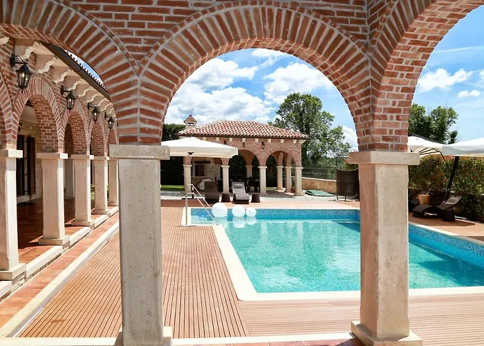 Willa Carolus-luxurious Istrian Barat (Porec)