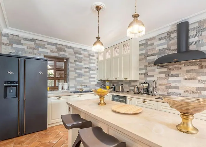 Carolus-luxurious Istrian *