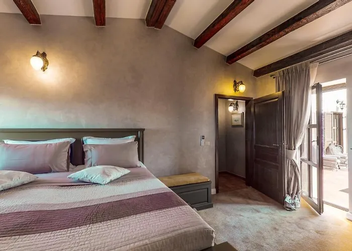 Carolus-luxurious Istrian *