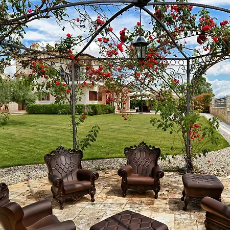 וילה Carolus-luxurious Istrian Barat (Porec)