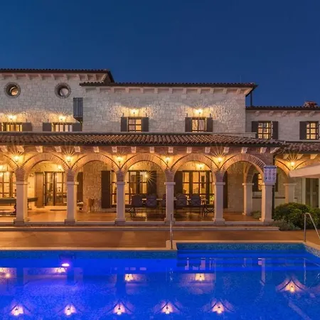 Carolus-luxurious Istrian *