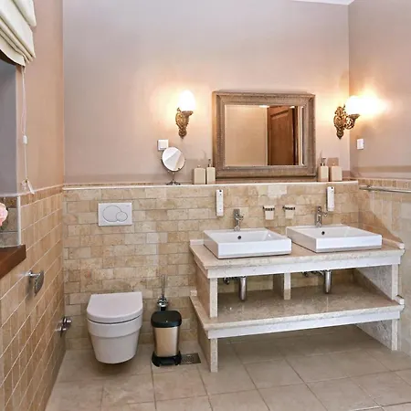 Carolus-luxurious Istrian * Barat (Porec)