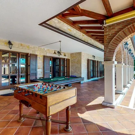 וילה Carolus-luxurious Istrian Barat (Porec)