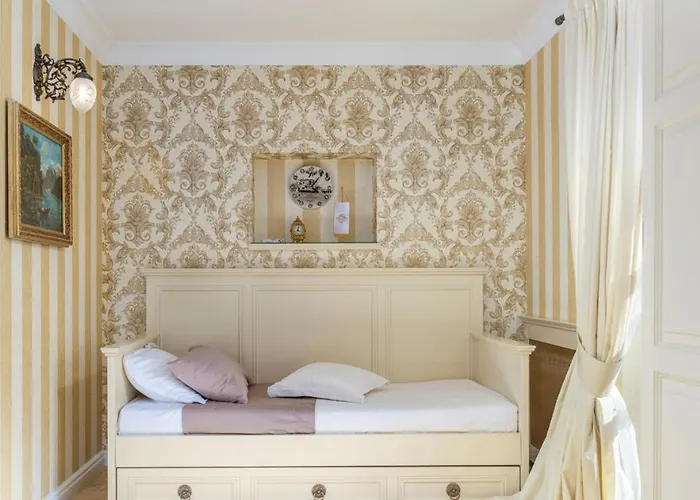 Carolus-luxurious Istrian Villa Barat (Porec)